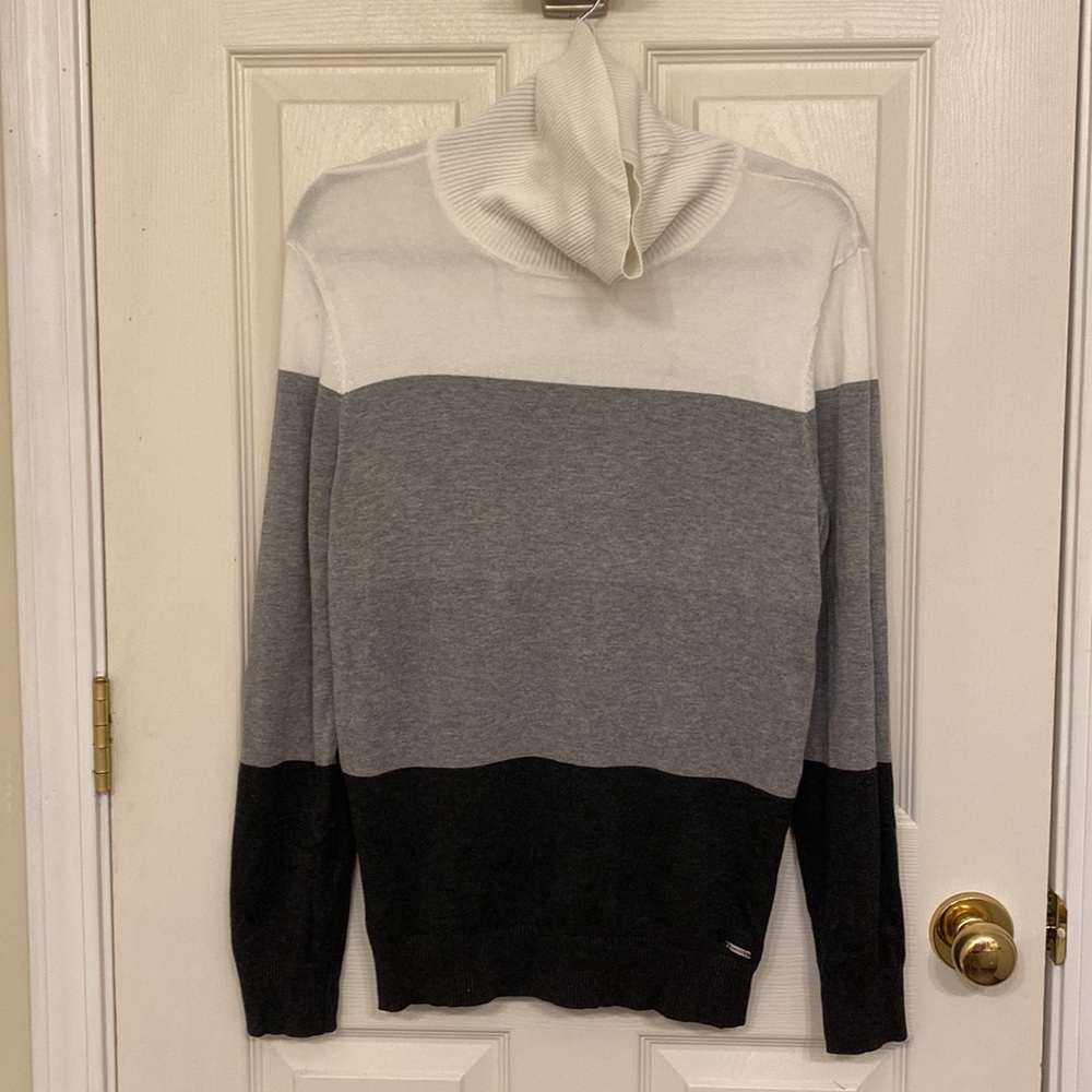Calvin Klein Lightweight Color-Block Turtleneck - image 1
